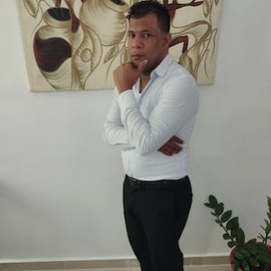 carlosv2110
